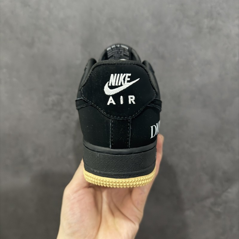 나이키 에어포스 1 로우