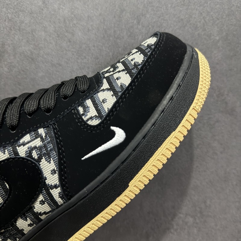 나이키 에어포스 1 로우