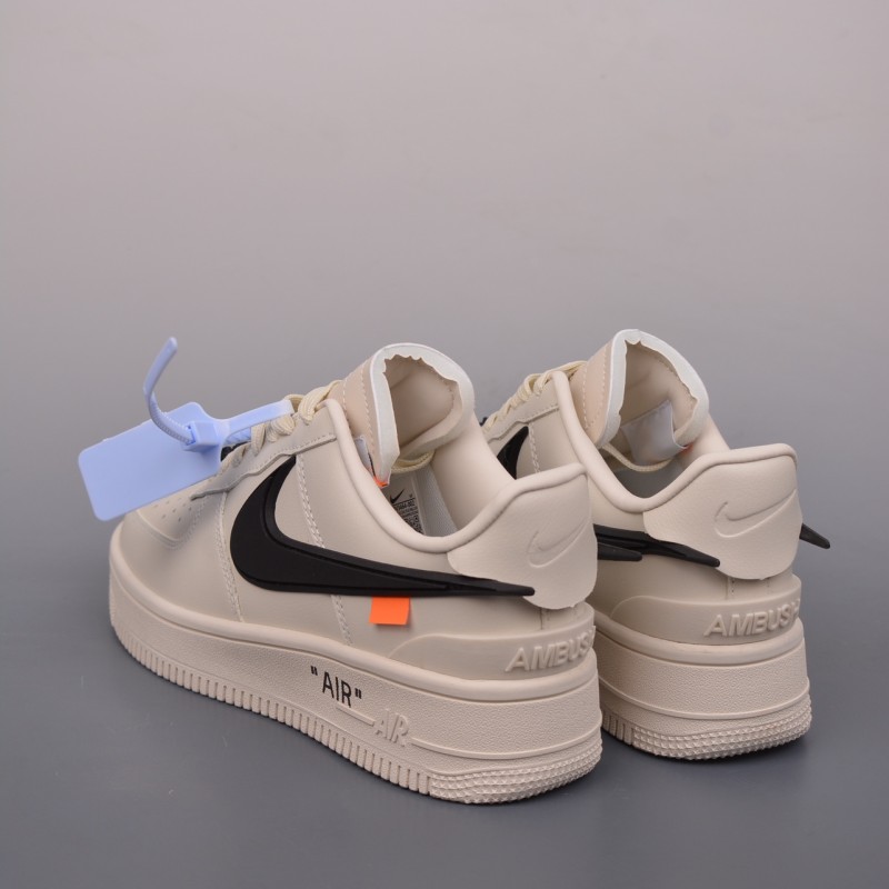 나이키 에어포스 1 로우