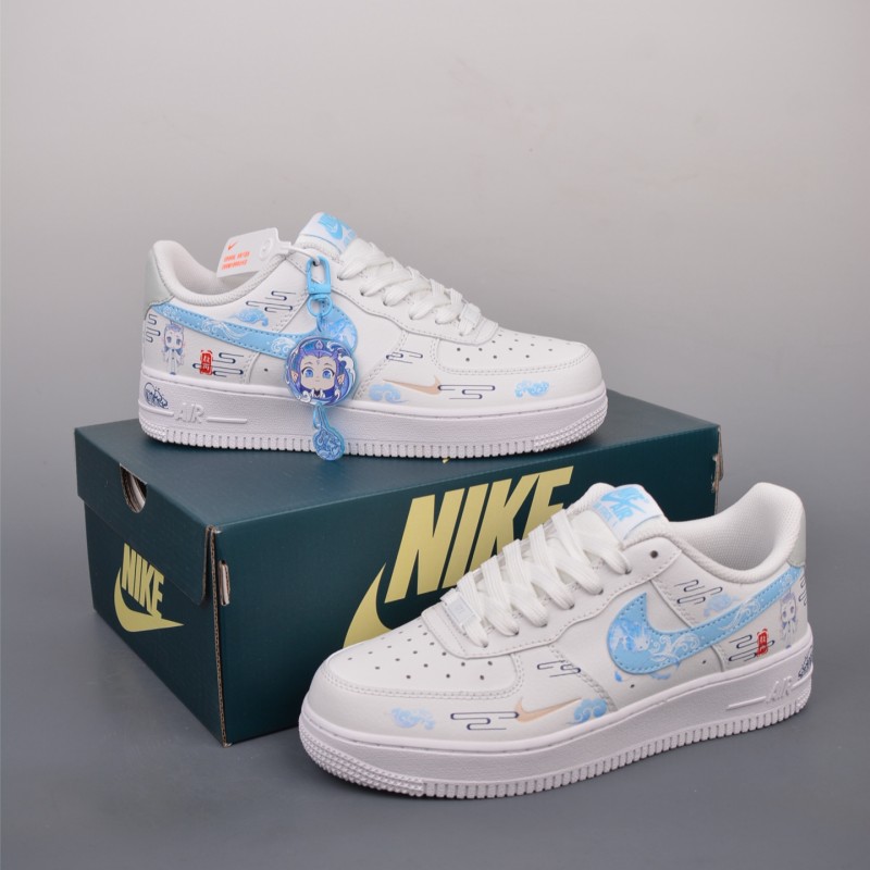 나이키 에어포스 1 로우