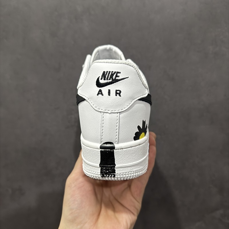 나이키 에어포스 1 로우