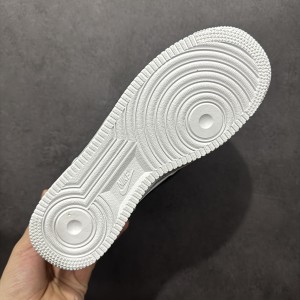 나이키 에어포스 1 로우