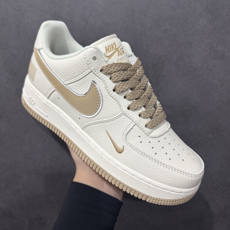 나이키 에어포스 1 로우