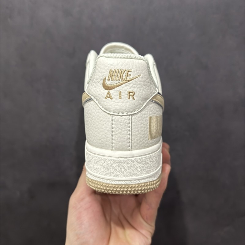 나이키 에어포스 1 로우