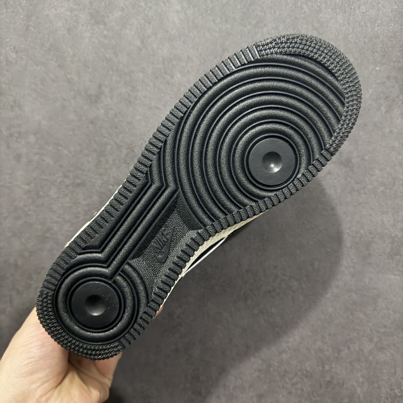 나이키 에어포스 1 로우