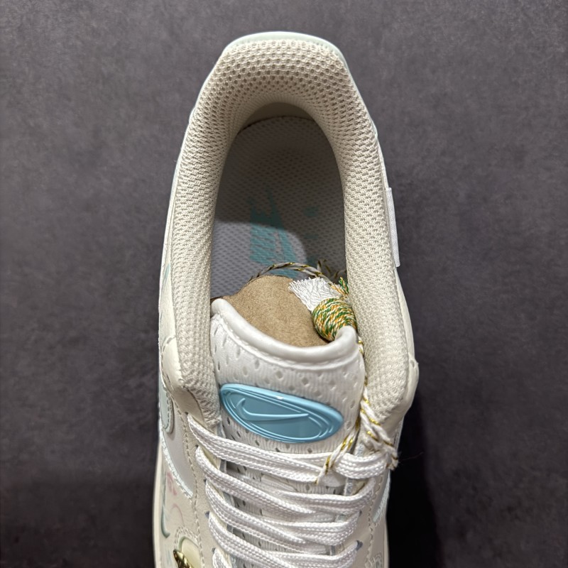 나이키 에어포스 1 로우