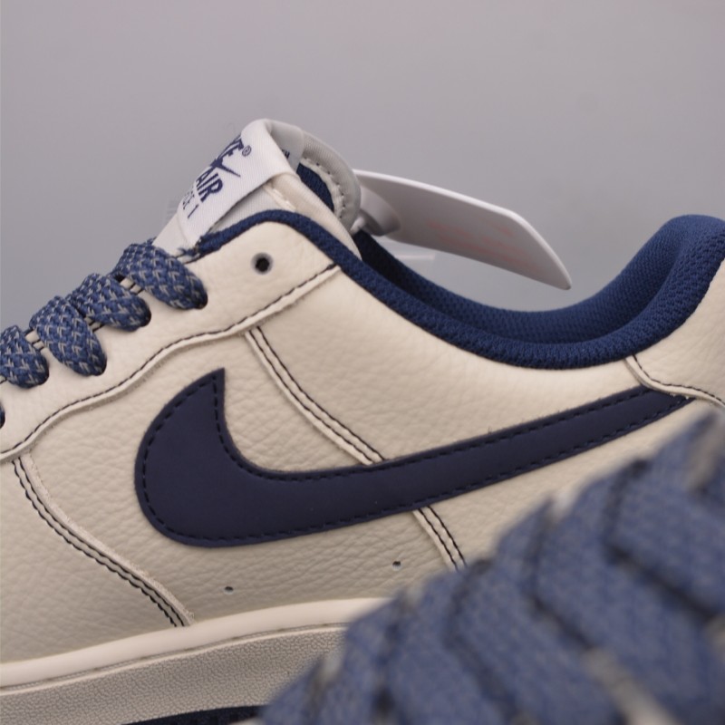 나이키 에어포스 1 로우