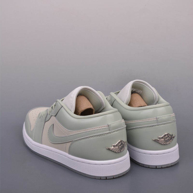 나이키 에어포스 1 로우