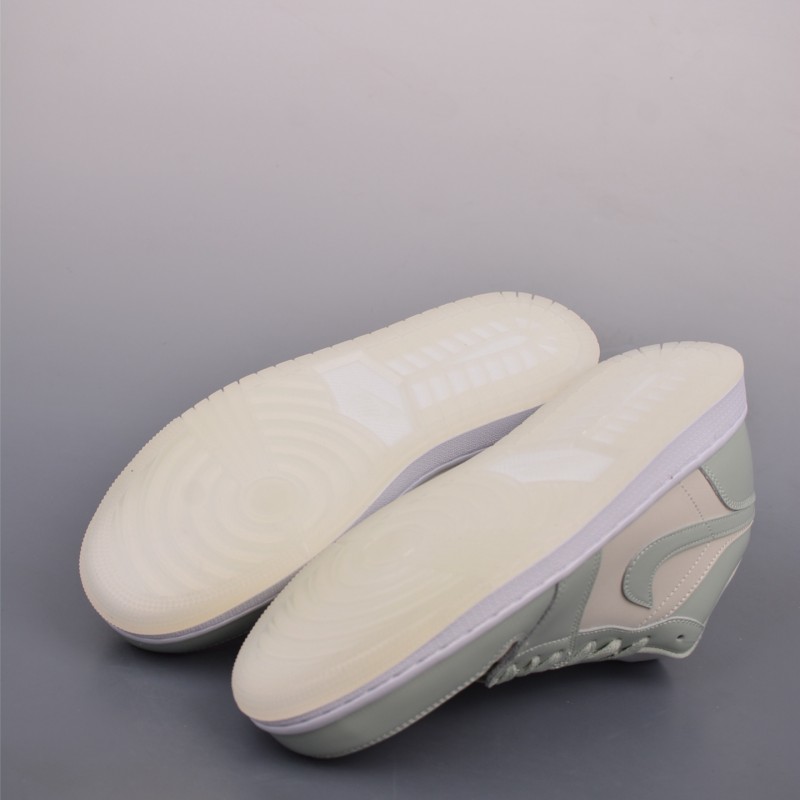 나이키 에어포스 1 로우