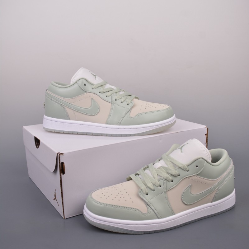 나이키 에어포스 1 로우