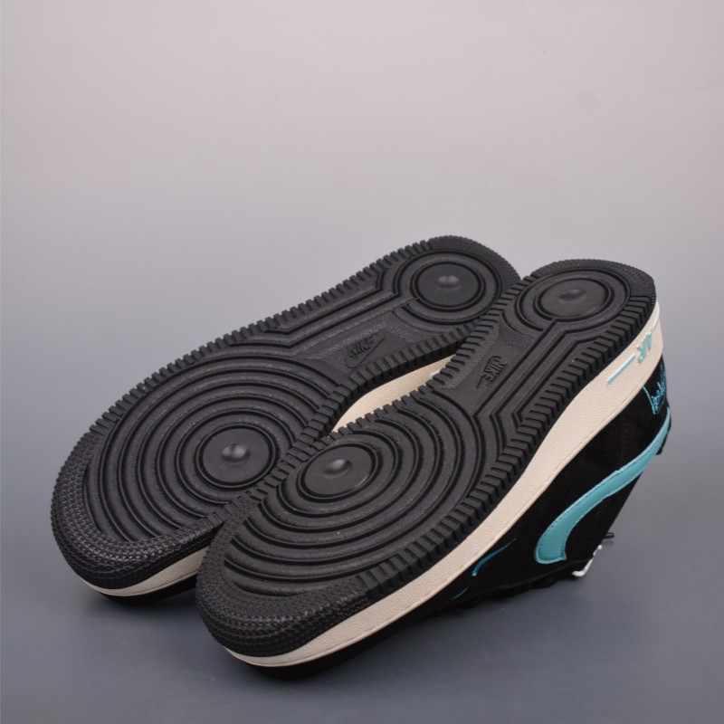 나이키 에어포스 1 로우