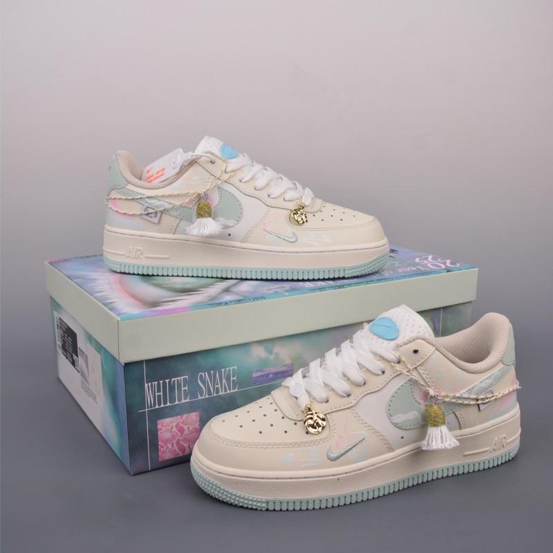 나이키 에어포스 1 로우