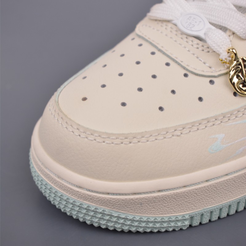 나이키 에어포스 1 로우