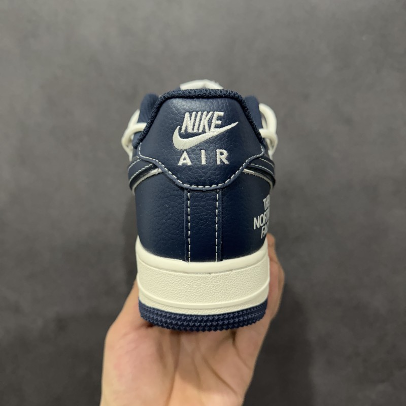 나이키 에어포스 1 로우