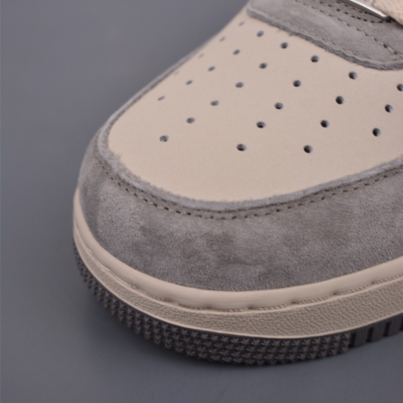 나이키 에어포스 1 로우