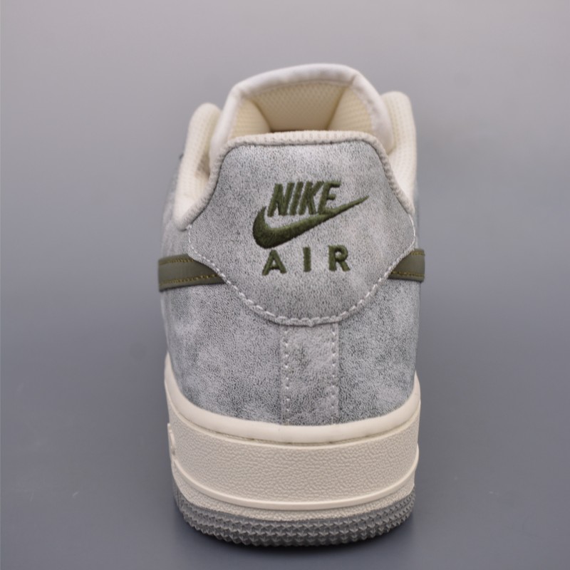 나이키 에어포스 1 로우