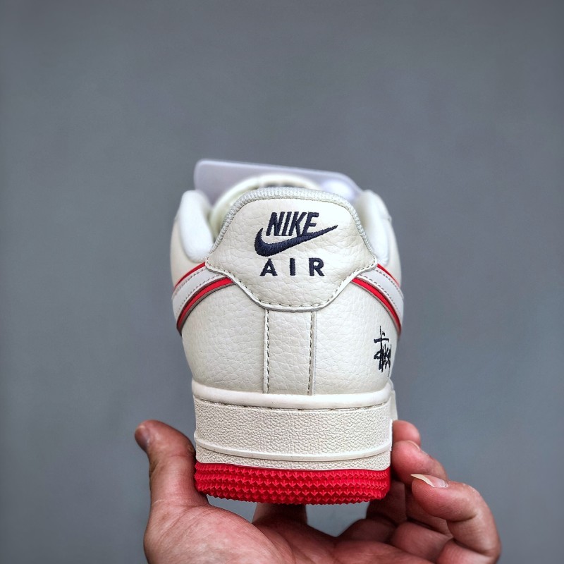 나이키 에어포스 1 로우