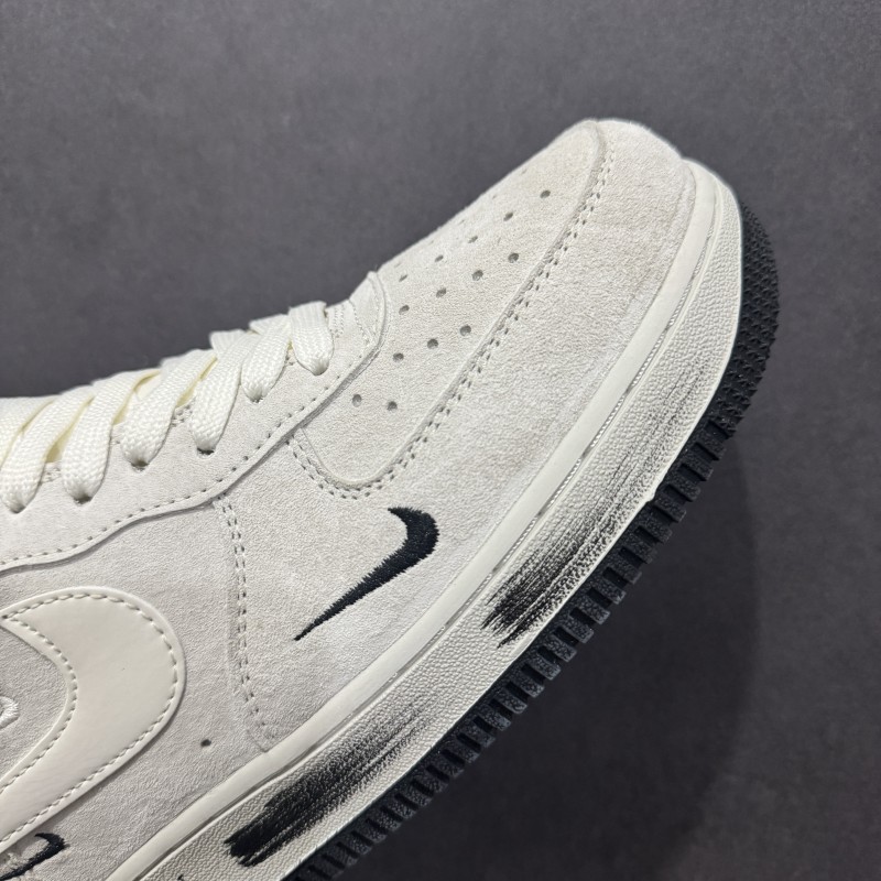 나이키 에어포스 1 로우