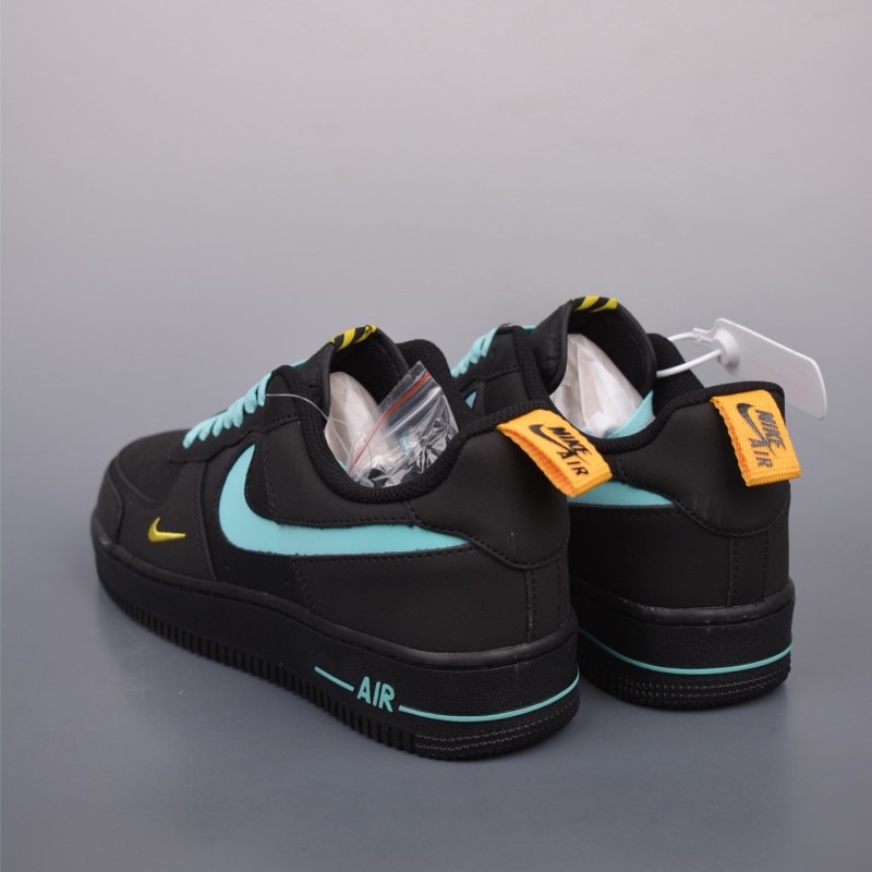 나이키 에어포스 1 로우