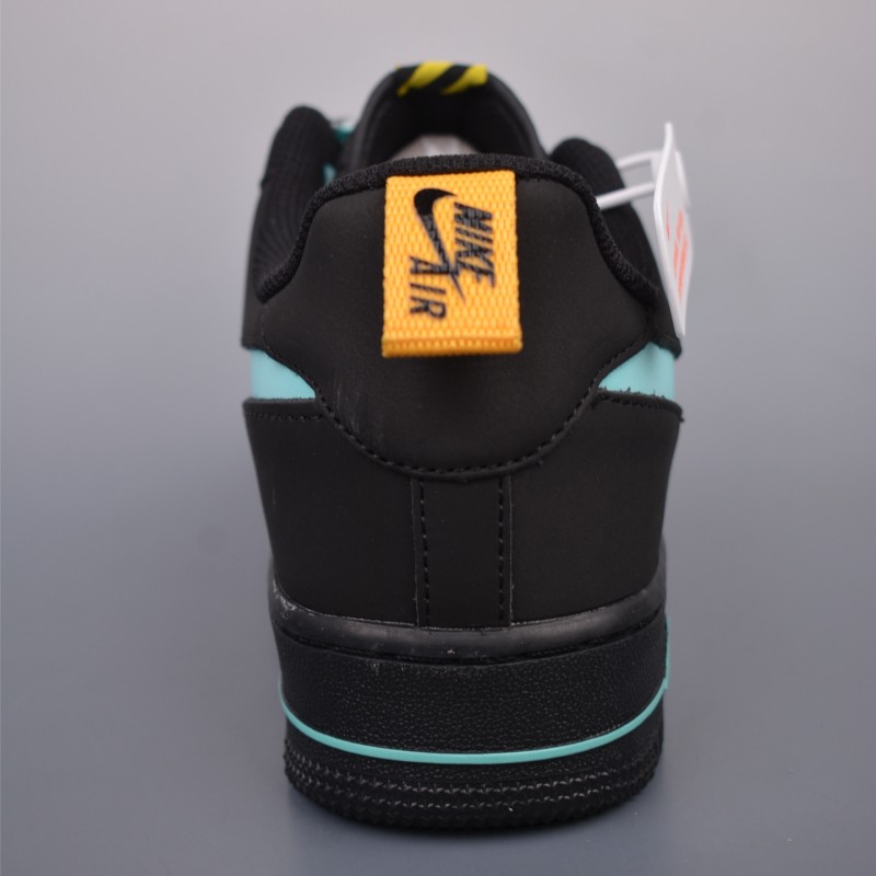 나이키 에어포스 1 로우