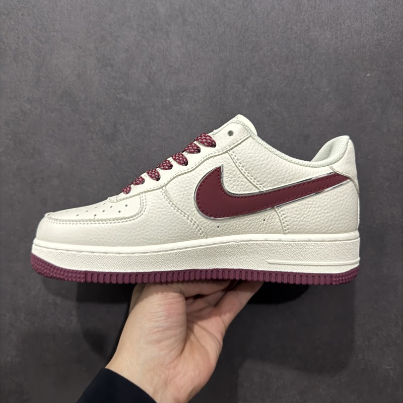 나이키 에어포스 1 로우