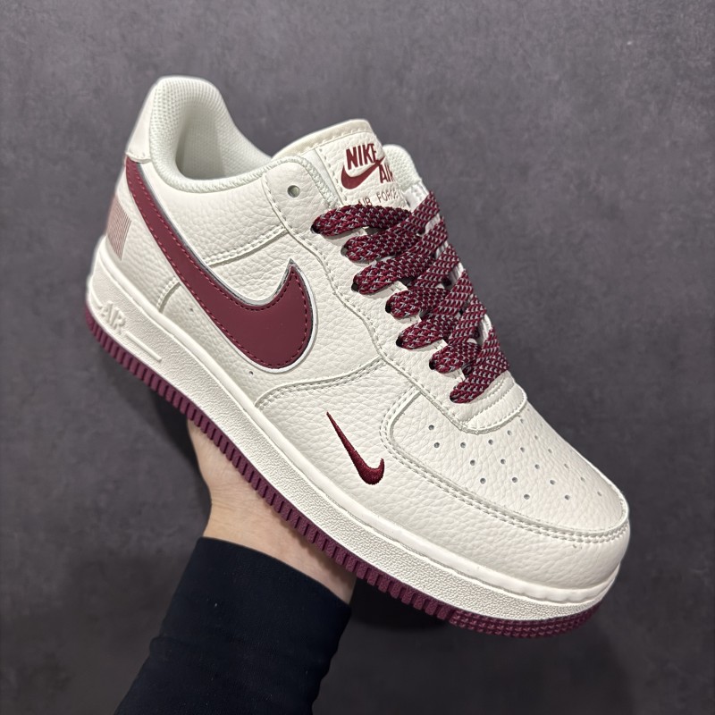 나이키 에어포스 1 로우