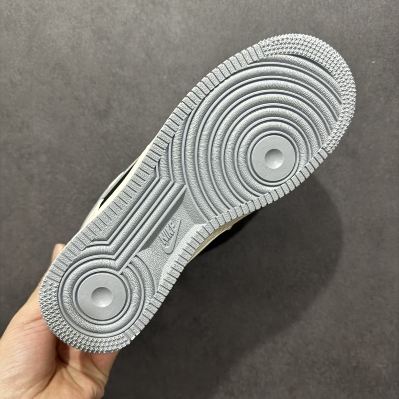 나이키 에어포스 1 로우