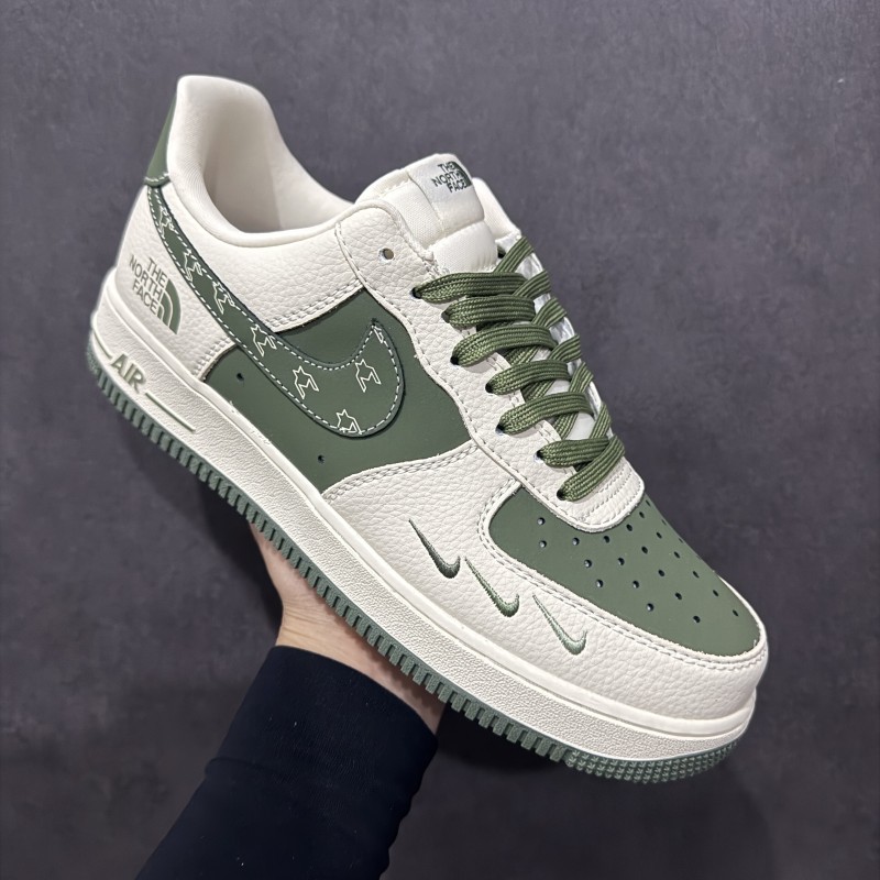 나이키 에어포스 1 로우