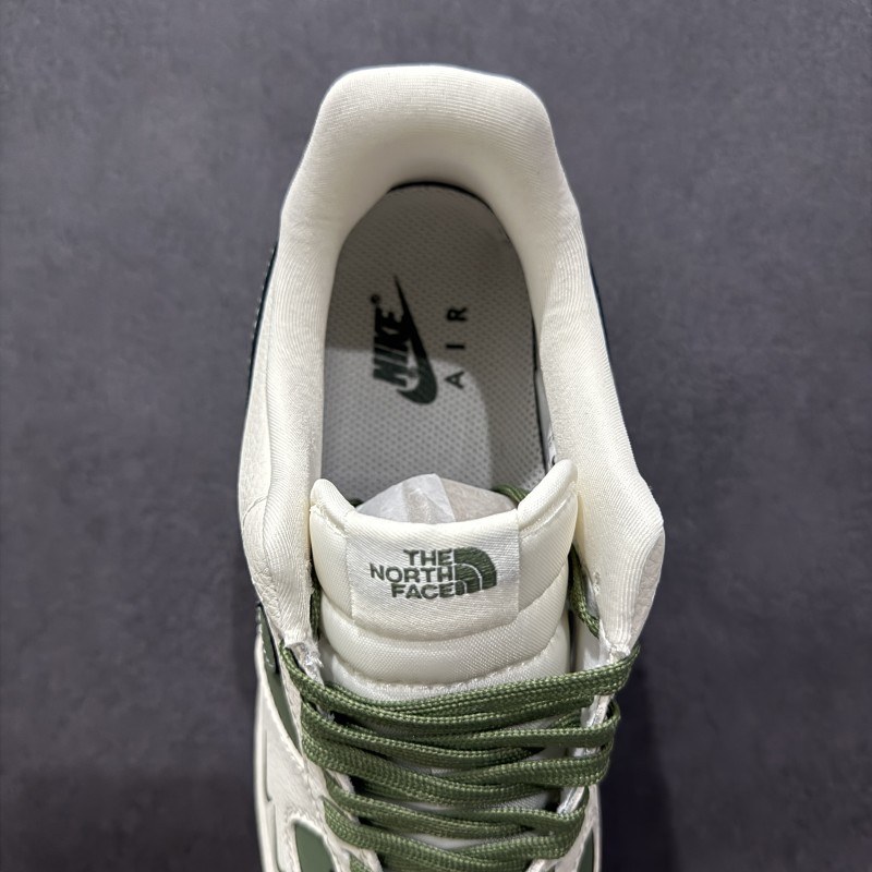 나이키 에어포스 1 로우