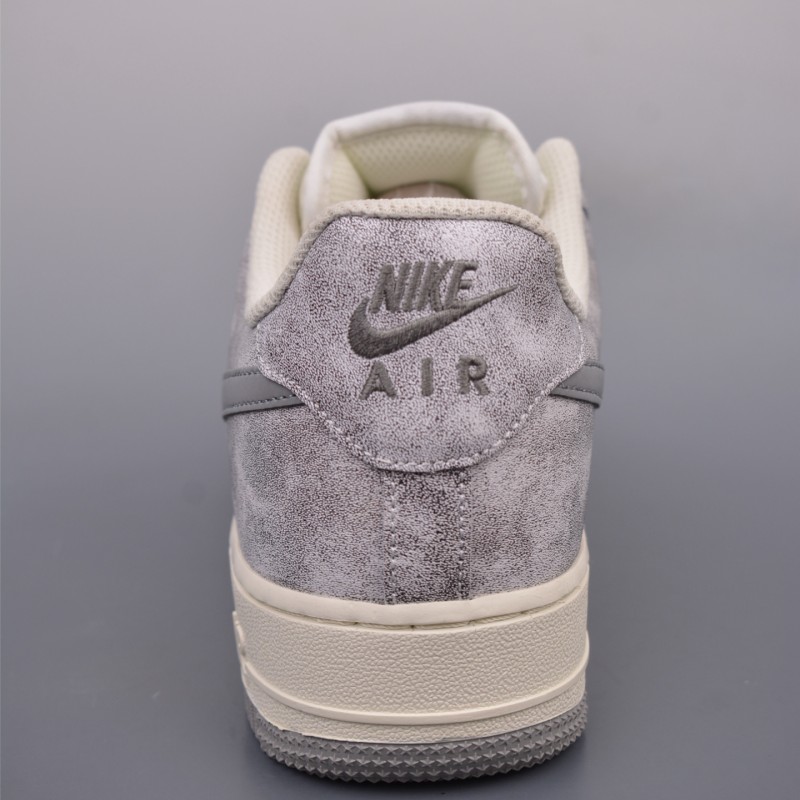 나이키 에어포스 1 로우