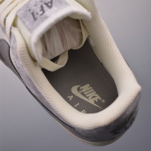 나이키 에어포스 1 로우