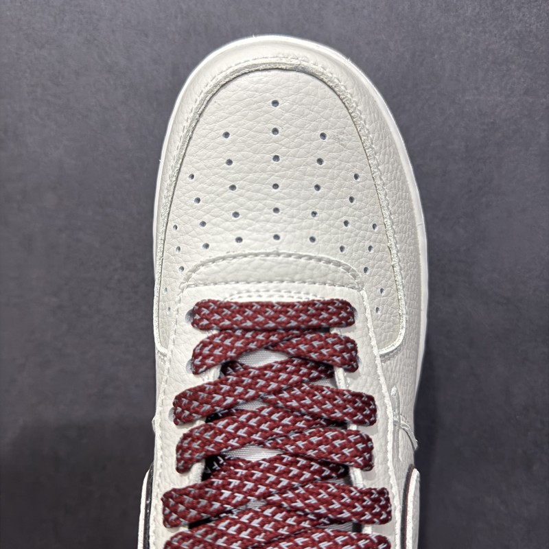 나이키 에어포스 1 로우