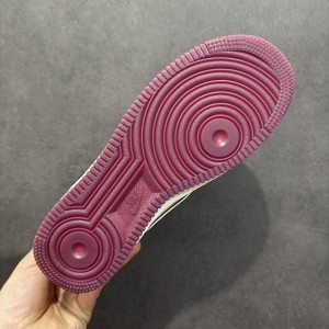 나이키 에어포스 1 로우