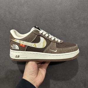 나이키 에어포스 1 로우