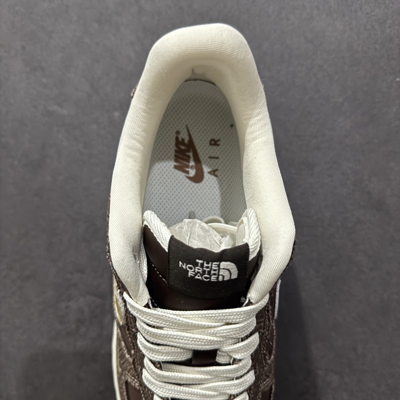 나이키 에어포스 1 로우