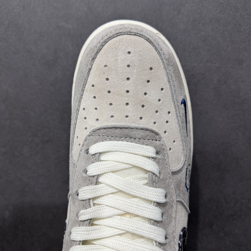 나이키 에어포스 1 로우