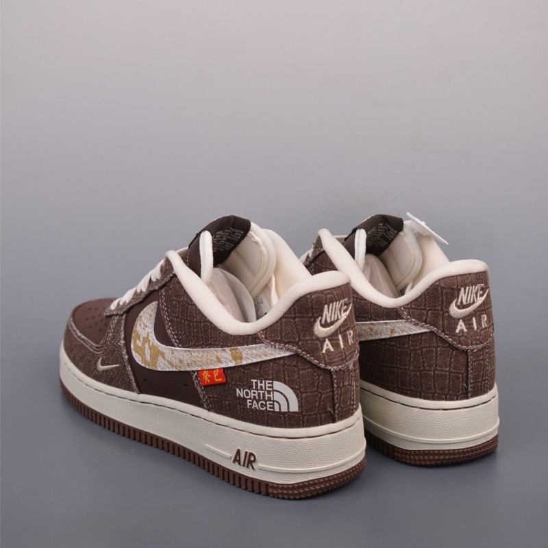 나이키 에어포스 1 로우