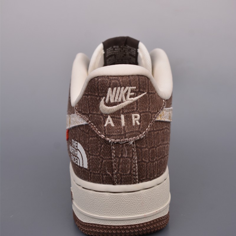 나이키 에어포스 1 로우