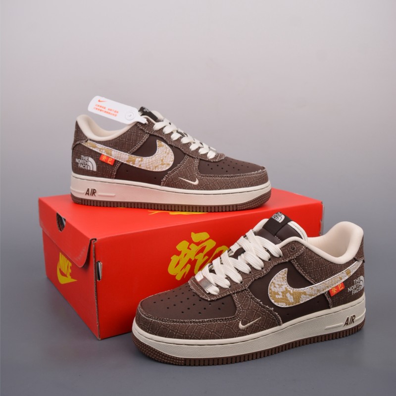 나이키 에어포스 1 로우