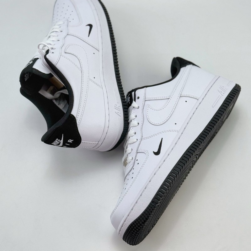 나이키 에어포스 1 로우