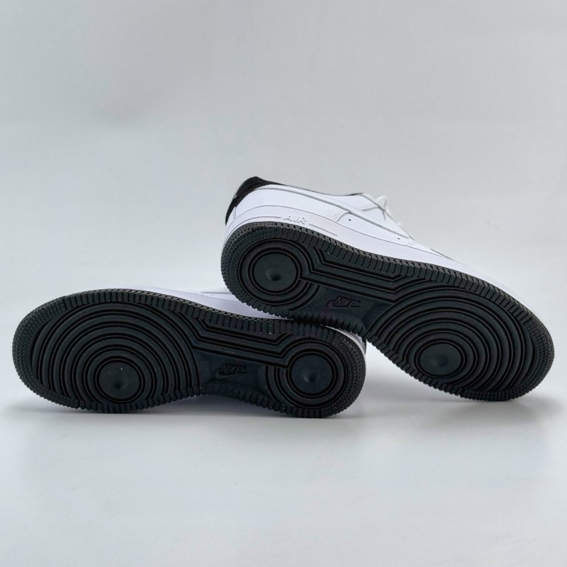 나이키 에어포스 1 로우