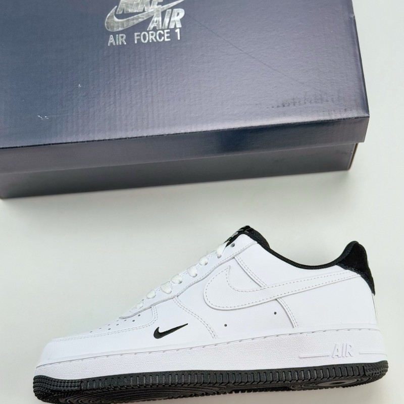 나이키 에어포스 1 로우