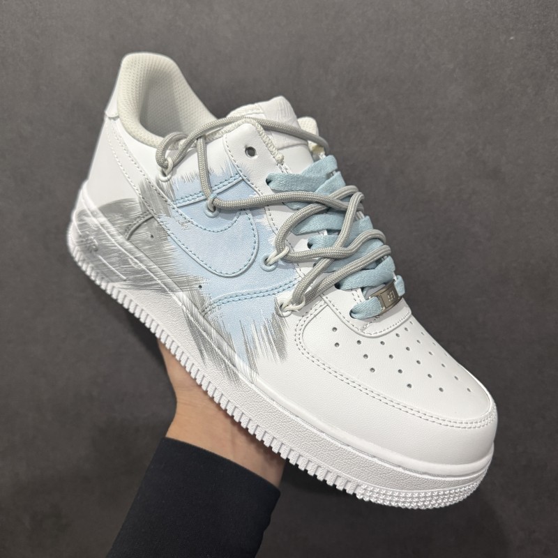 나이키 에어포스 1 로우