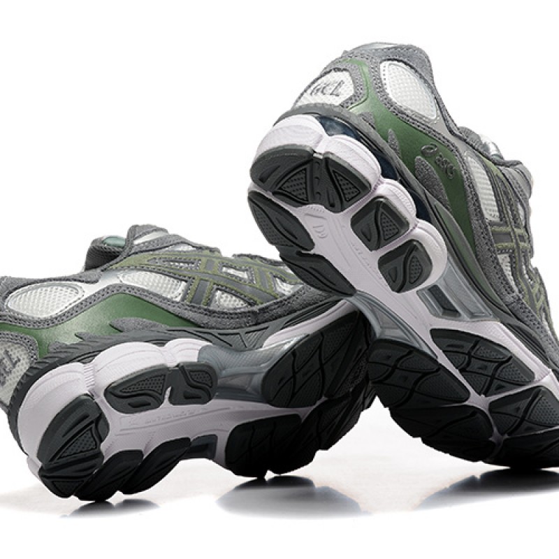 아식스 젤 NYC 1203A383-101