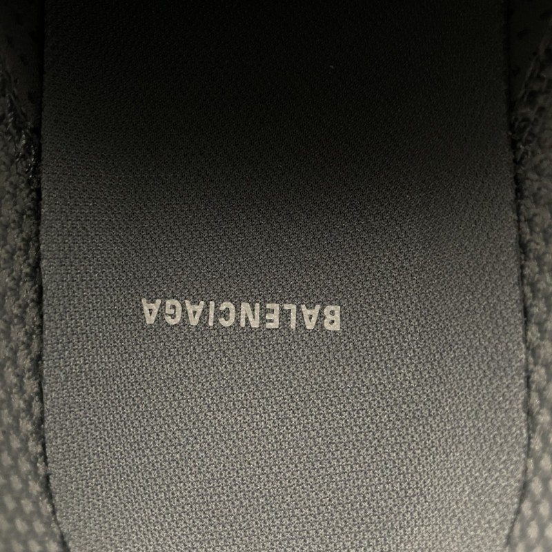 [발렌시아가] BALENCIAGA  3XL 스니커즈