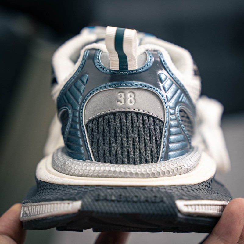 [발렌시아가] BALENCIAGA  3XL 스니커즈