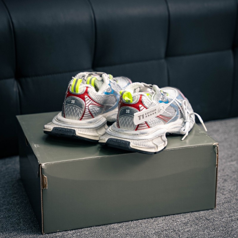 [발렌시아가] BALENCIAGA  3XL 스니커즈