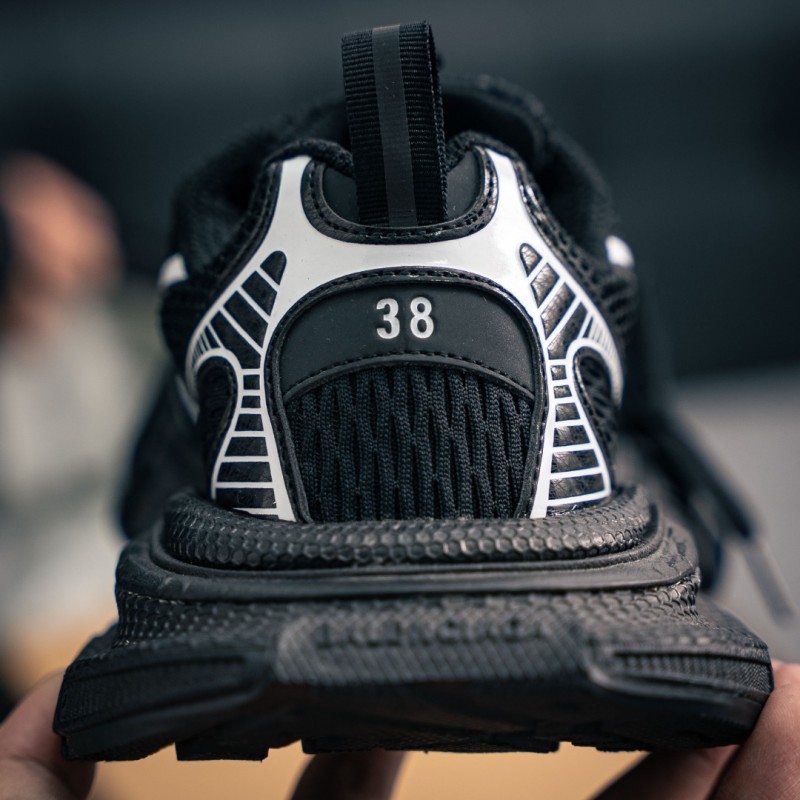 [발렌시아가] BALENCIAGA  3XL 스니커즈