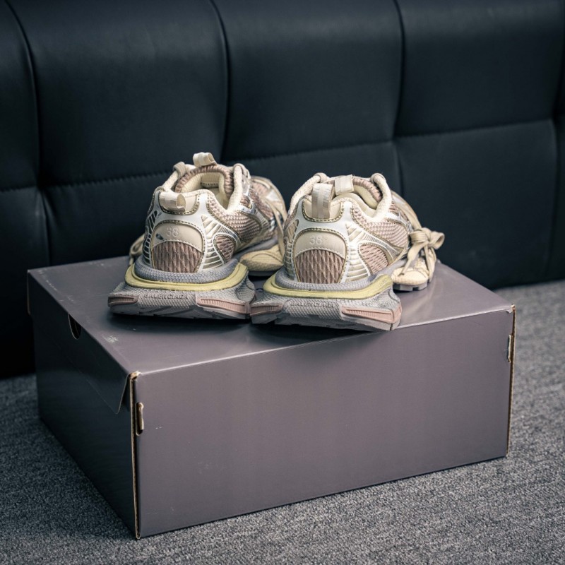 [발렌시아가] BALENCIAGA  3XL 스니커즈