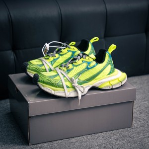 [발렌시아가] BALENCIAGA  3XL 스니커즈